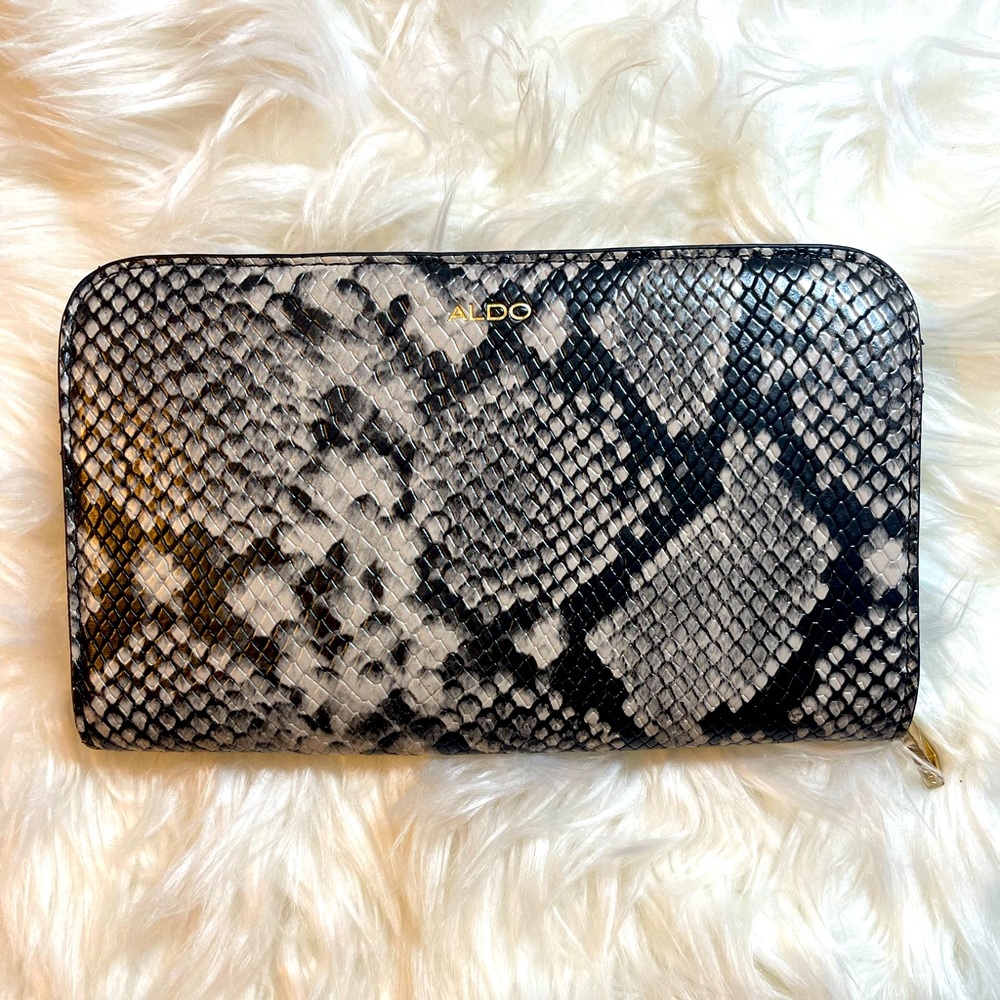 Aldo Black and Grey Snakeskin Wallet Used-Like Brand New!